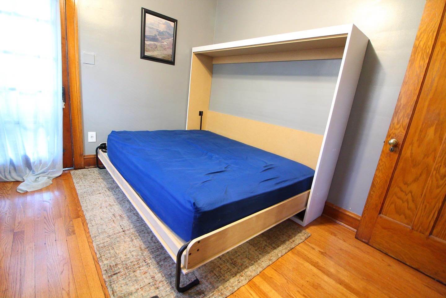 Murphy bed